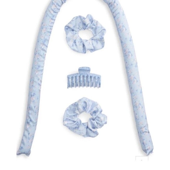 LoveShackFancy Blue Floral Heatless Curler Set LoveShackFancy X Goody Heatless Curler Blue Rose In Hand  main image 2